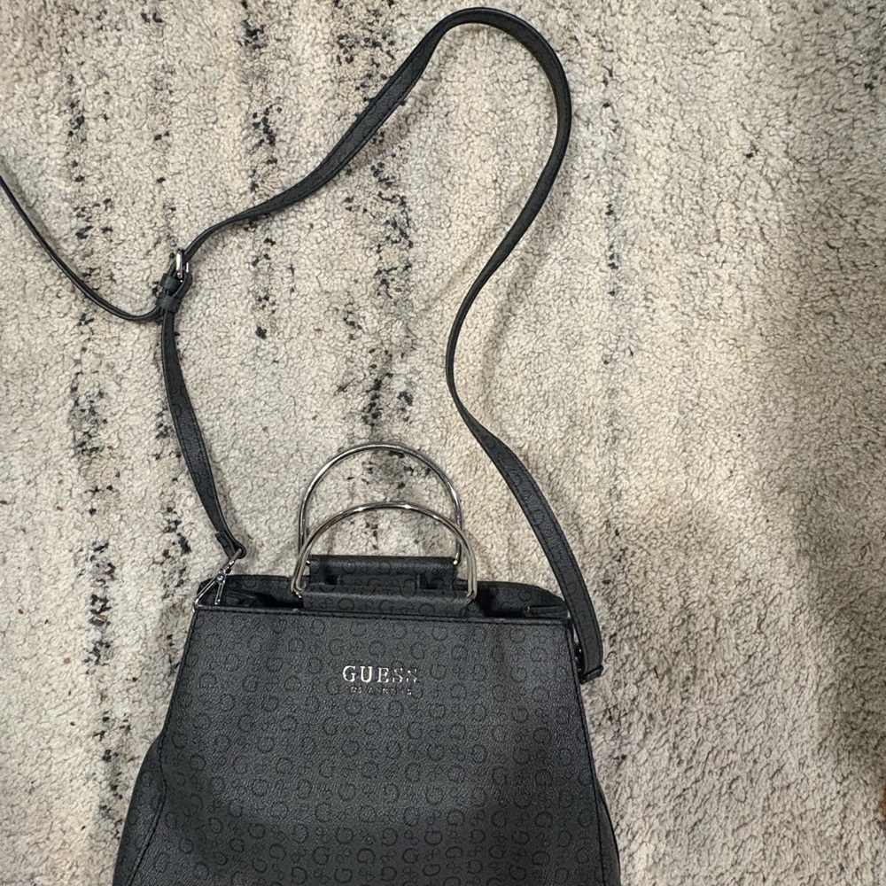 GUESS Black Shoulder Bag